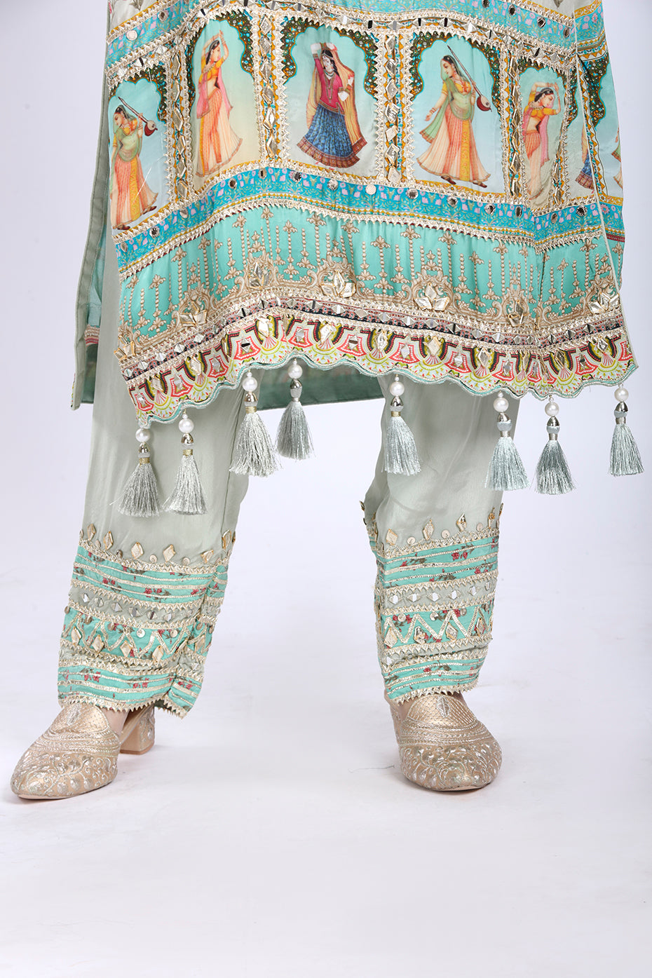 Sea Green Straight-Cut Kurti Set with Dupatta and Pants in Traditional Print