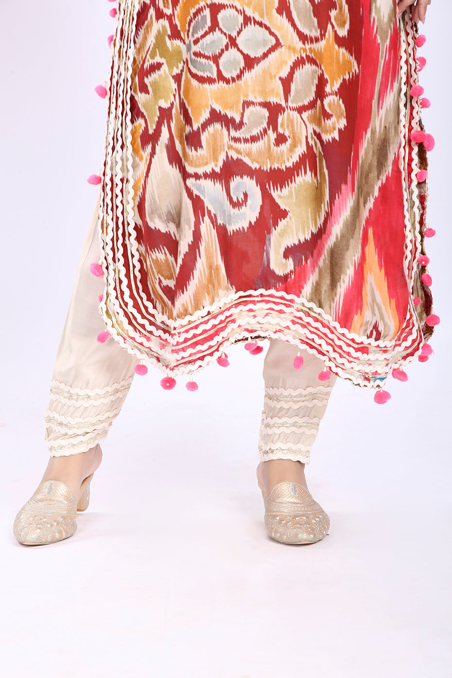 Elegant Multi-Color Maslin Kurta-Pant-Dupatta Set