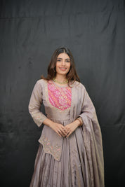 Traditional Mauve Kurta Skirt Dupatta Set