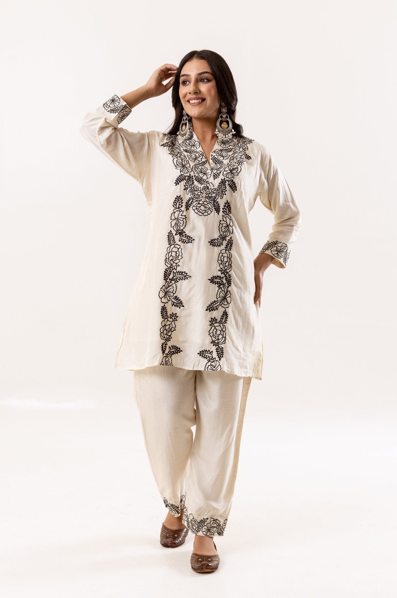 White Short Kurta Pant Set - Tulsistudiolifestyletest